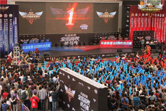 Anyone's Legend 击败 ThunderTalk Gaming ， Ninjas in Pyjamas 战胜 FunPlus Phoenix 在 LPL Split 2 2025