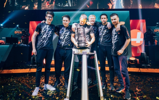 牛牛与炸金花的差异（牛牛与炸金花有何不同）